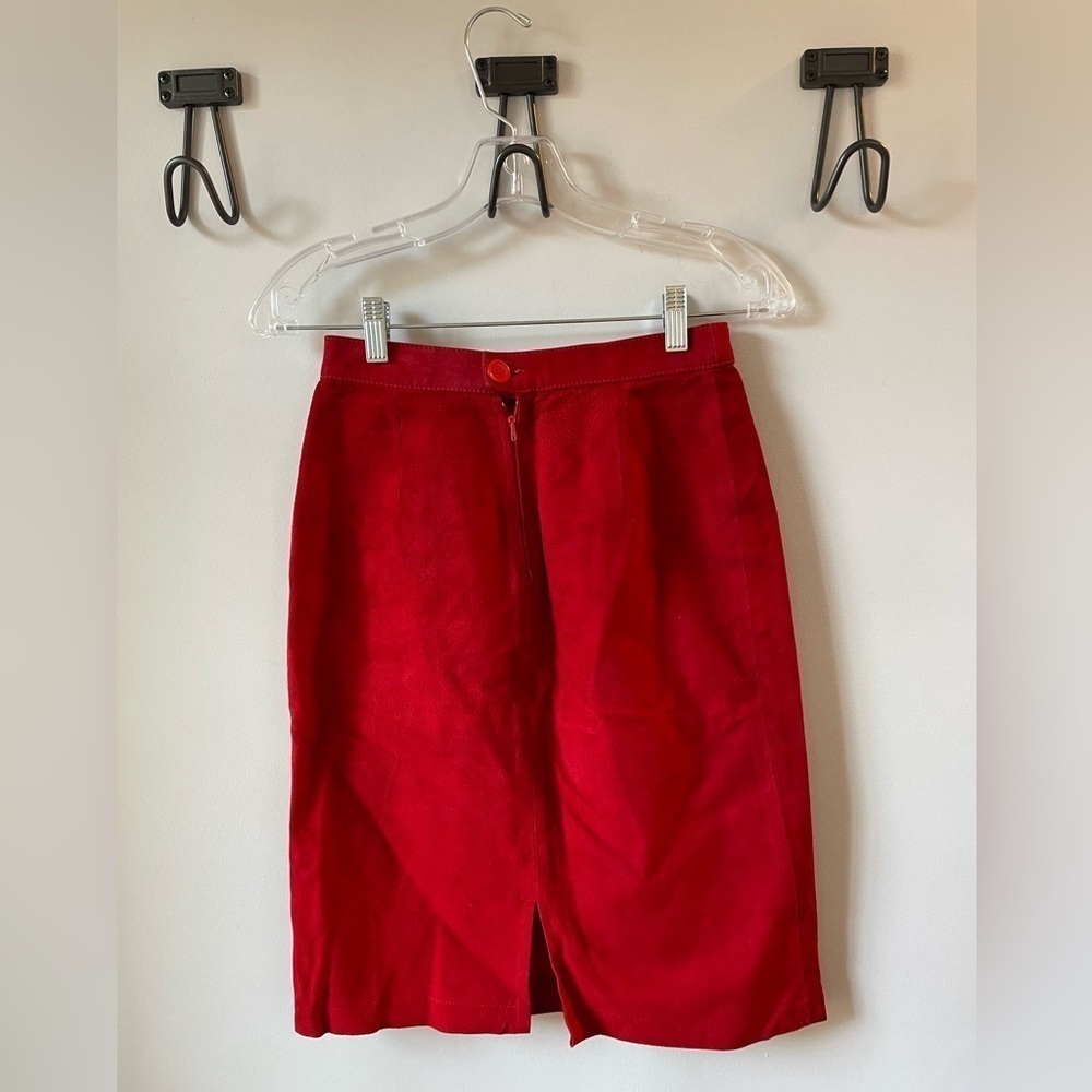 Vintage leather skirt, Carla New York, women’s 6, red mini/midi pencil skirt EUC - Picture 5 of 8